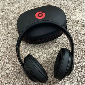 Beats Studio 3